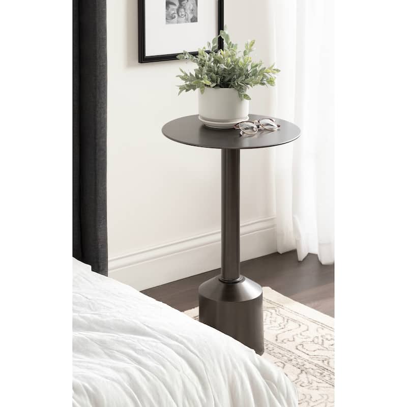 Kate and Laurel Cannings Round Metal Table