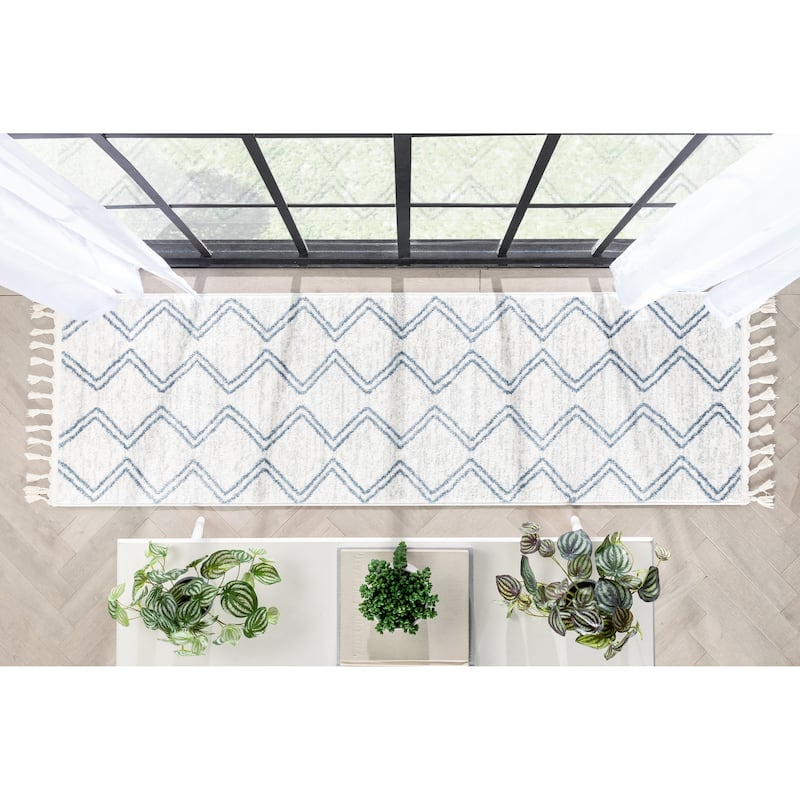 Well Woven Kennedy Reeve Modern Chevron Pattern Area Rug