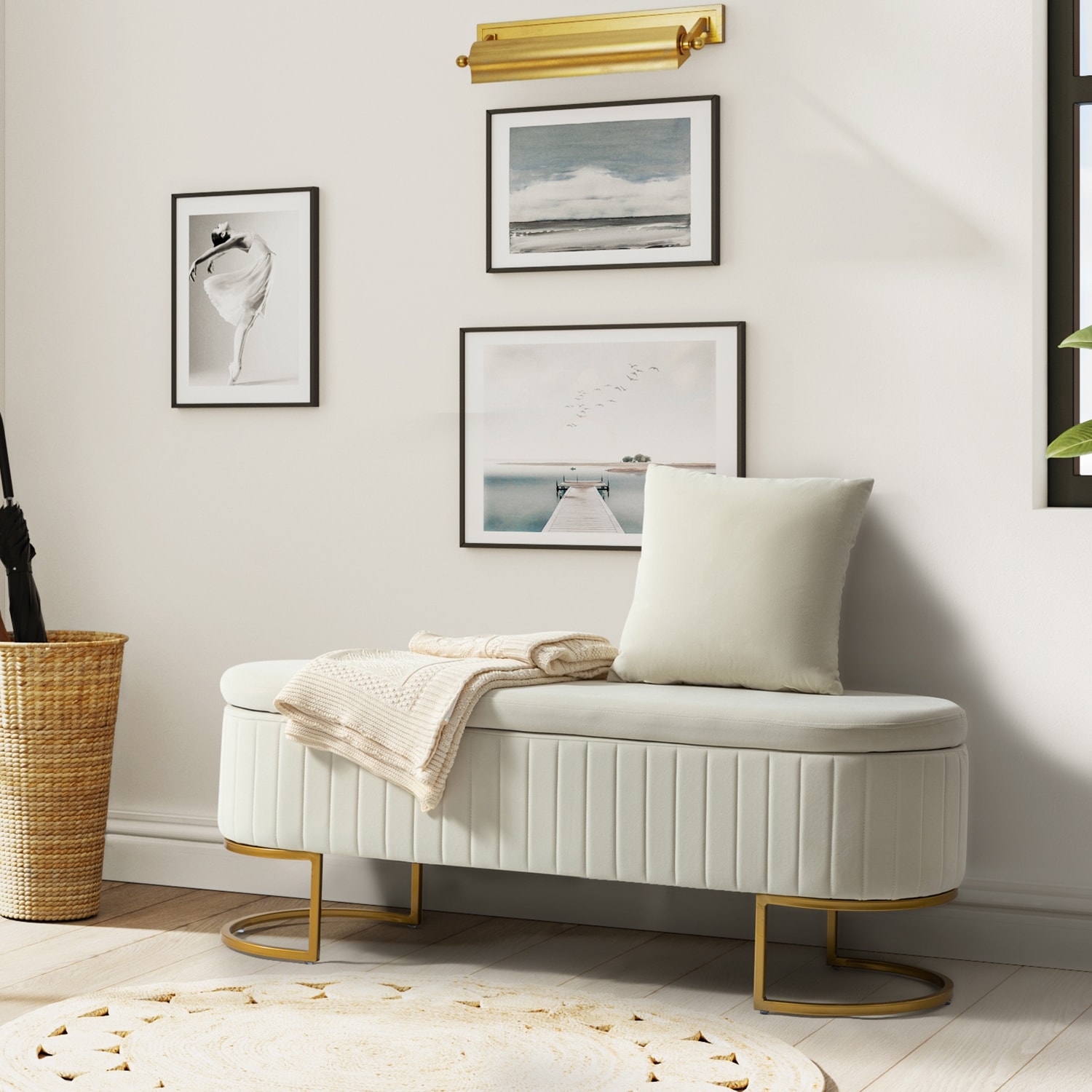 Beaulieu upholstered flip store top storage bench