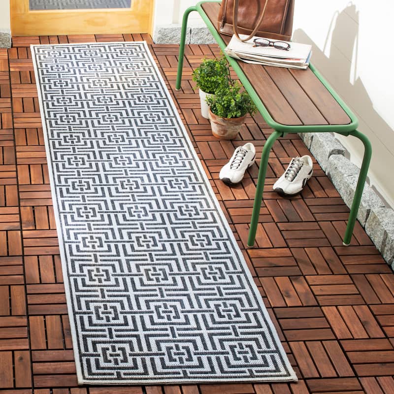 SAFAVIEH Beach House Eliverta Indoor/ Outdoor Waterproof Patio Backyard Rug