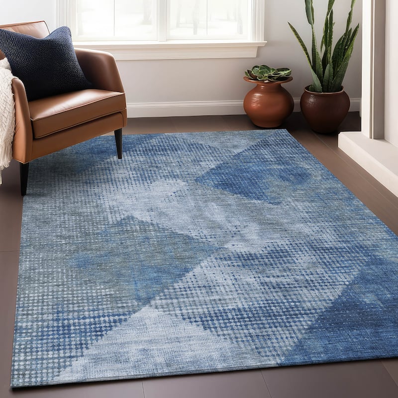 Machine Washable Indoor/ Outdoor Diamond Ombre Chantille Rug - Blue - 3' x 5'