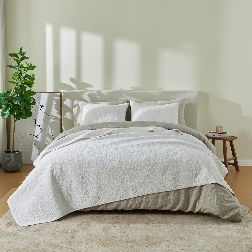 Patina Vie Maison 100% Cotton Stitched 3 Piece Quilt and Sham Set