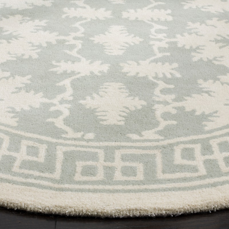 SAFAVIEH Handmade Bella Yosun Modern Floral Wool Rug