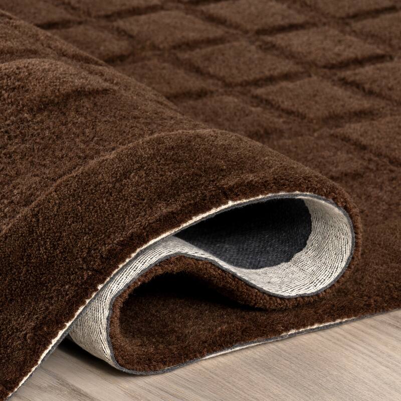 Fritz Checkered Wool Area Rug