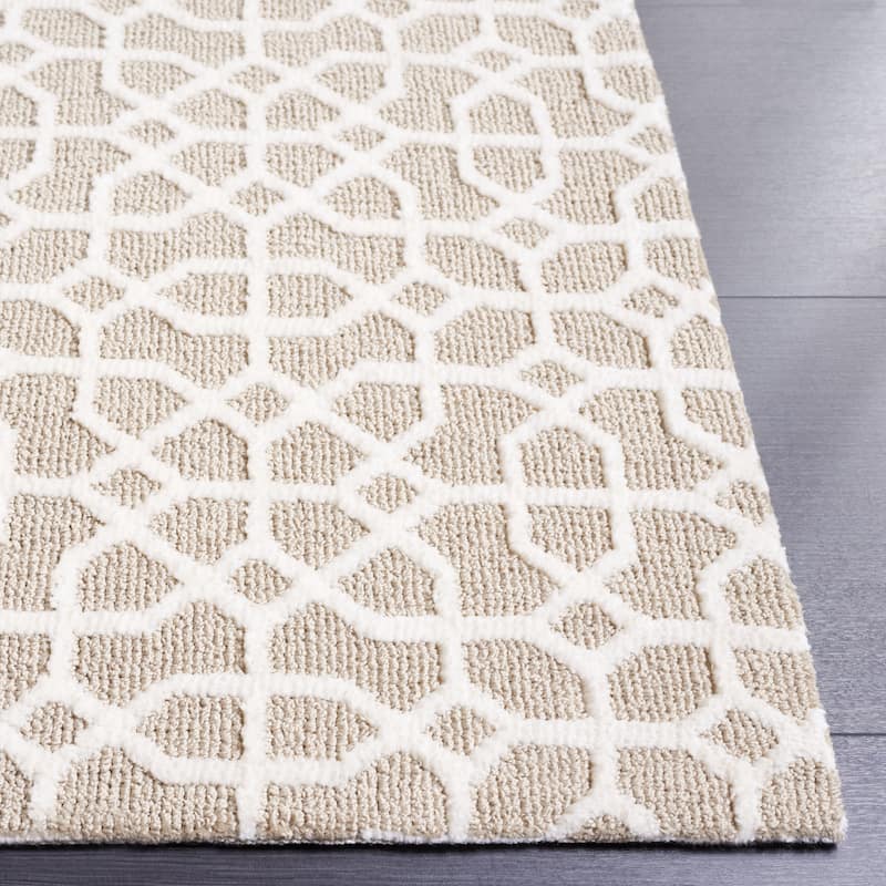 SAFAVIEH Audrey Nurhan Modern Geometric Rug