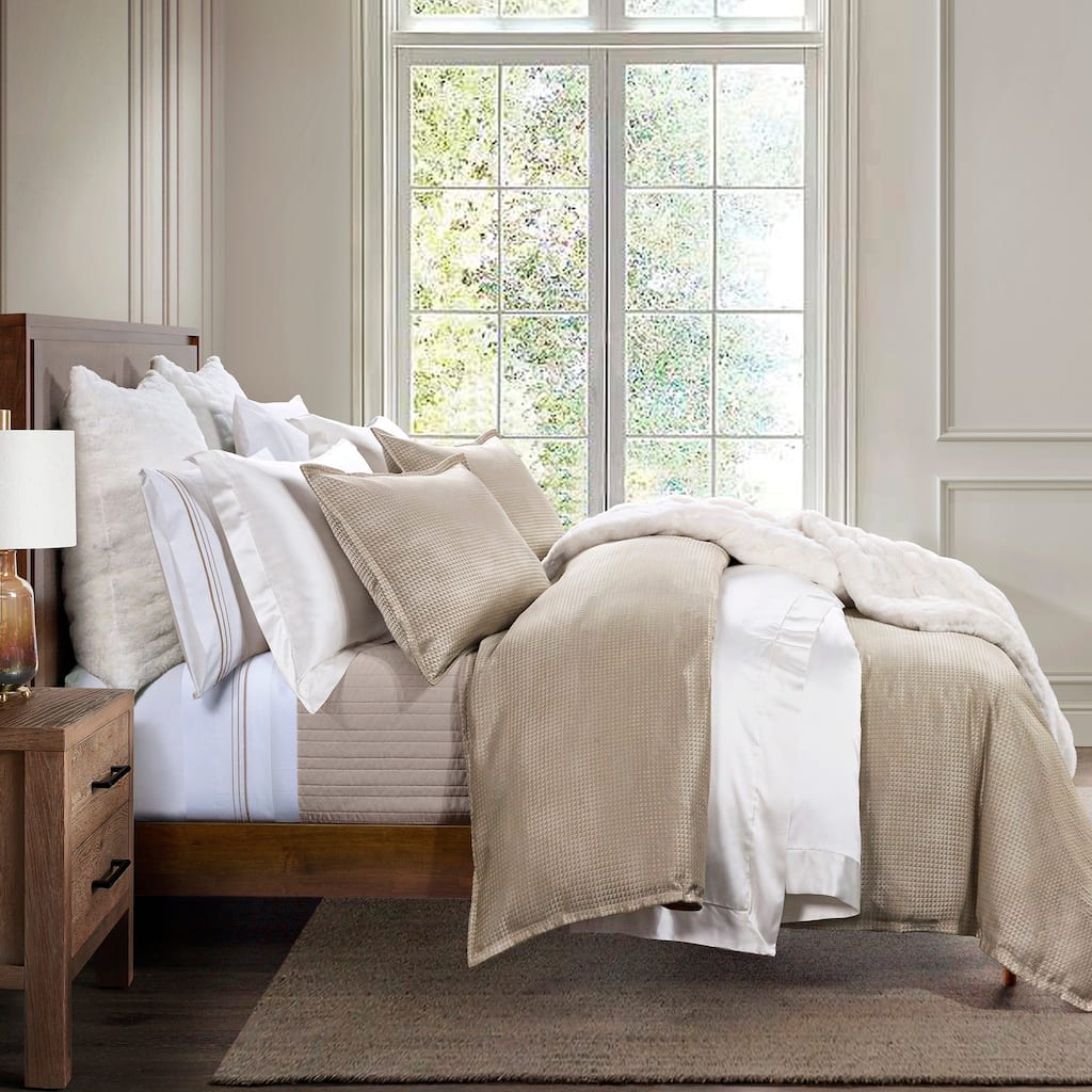 HiEnd Accents Sydney Lustrous Jacquard Duvet Cover Set, Champagne, 3PC