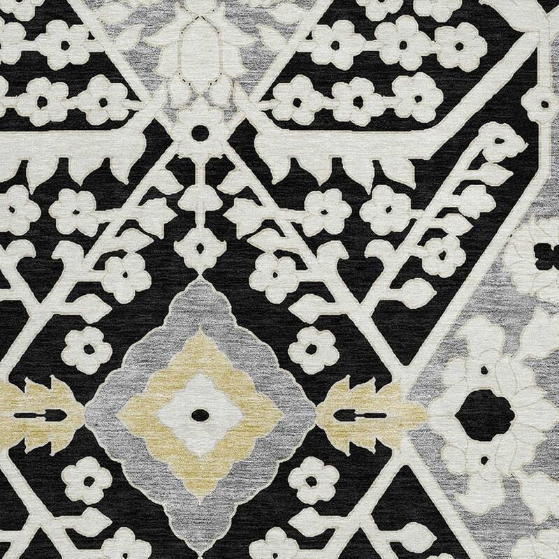 HomeRoots Floral Transitional Rectangle Outdoor Rug