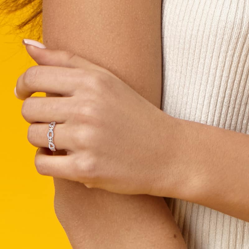 Miadora 1/10ct TDW Diamond Stackable Curb Link Ring in 14k Yellow Gold