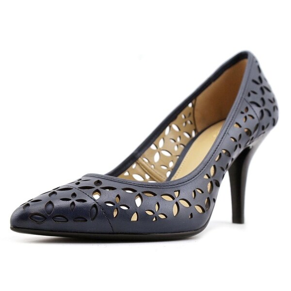 michael kors navy pumps