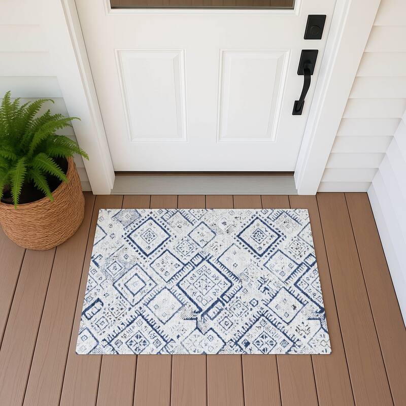 Machine Washable Indoor/ Outdoor Global Andes Chantille Rug - Ivory - 1'8" x 2'6"