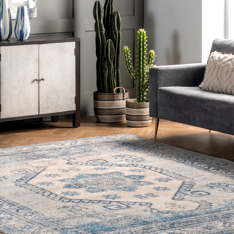 Nuloom Alexis Vintage Distressed Medallion Area Rug