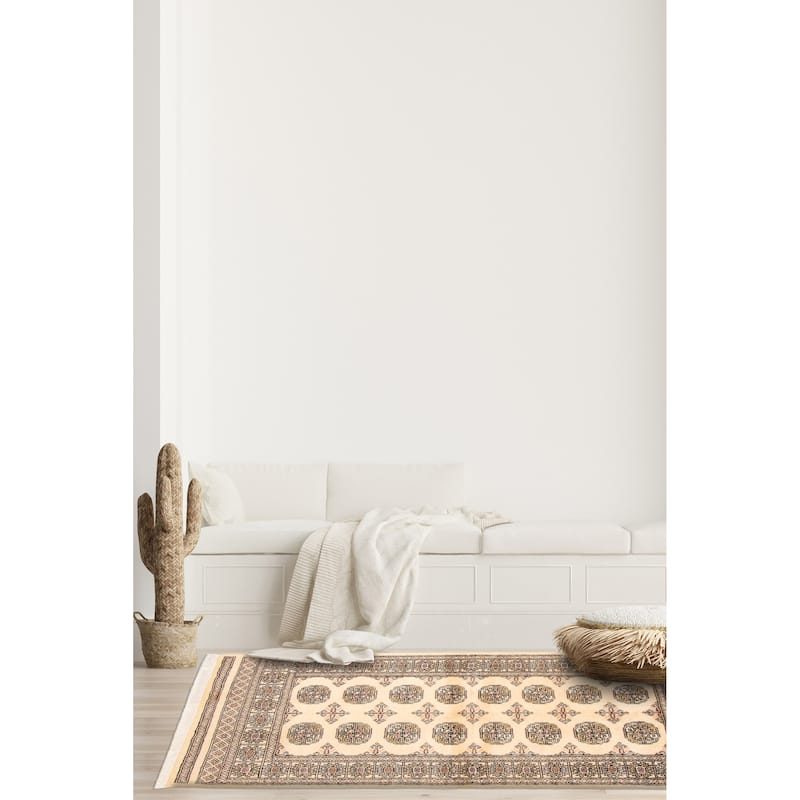ECARPETGALLERY Hand-knotted Peshawar Bokhara Beige Wool Rug - 3'3 x 5'3