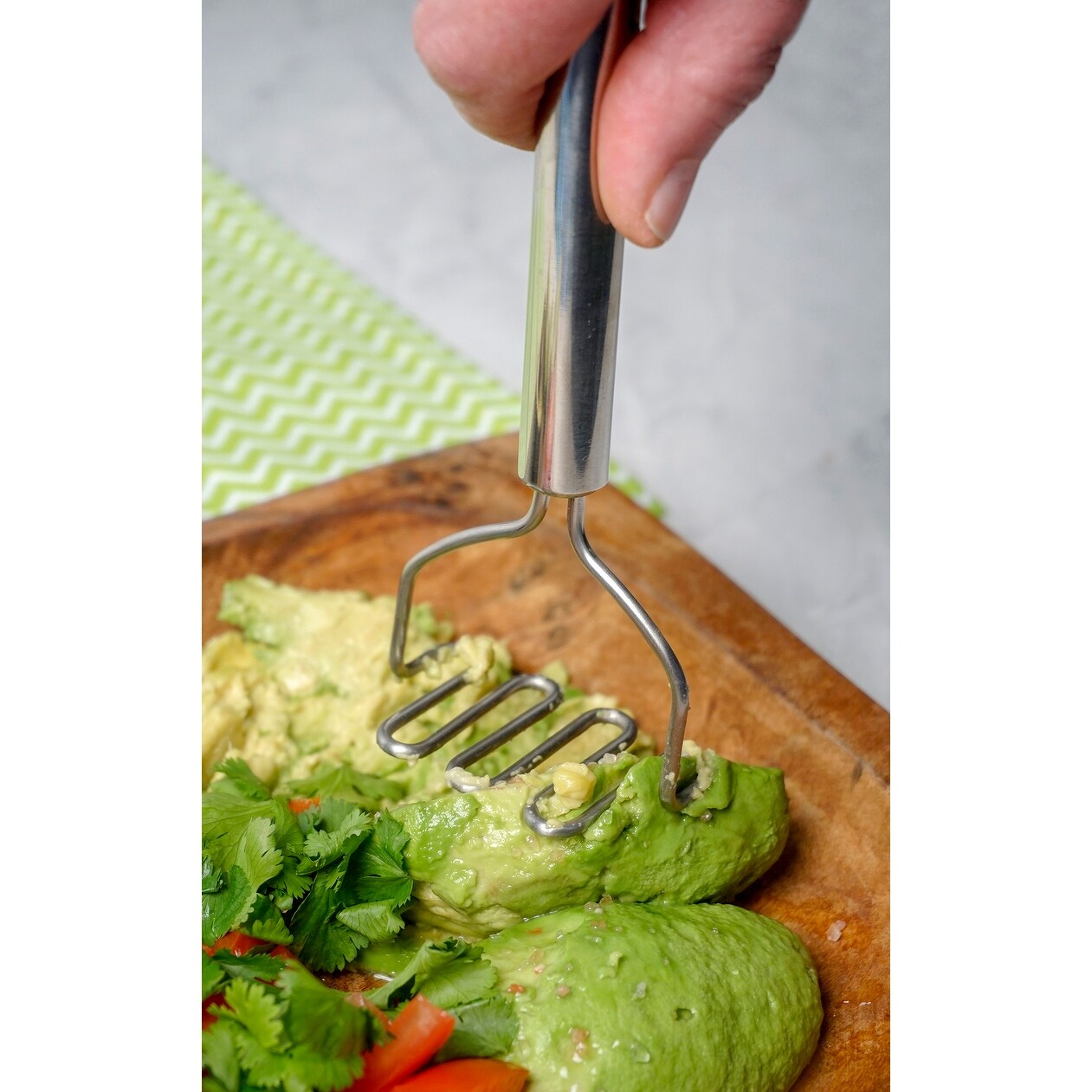 https://ak1.ostkcdn.com/images/products/is/images/direct/4c6e1f4b2807def1ee0d41dd015a147e6f98afb2/Avocado-Masher.jpg