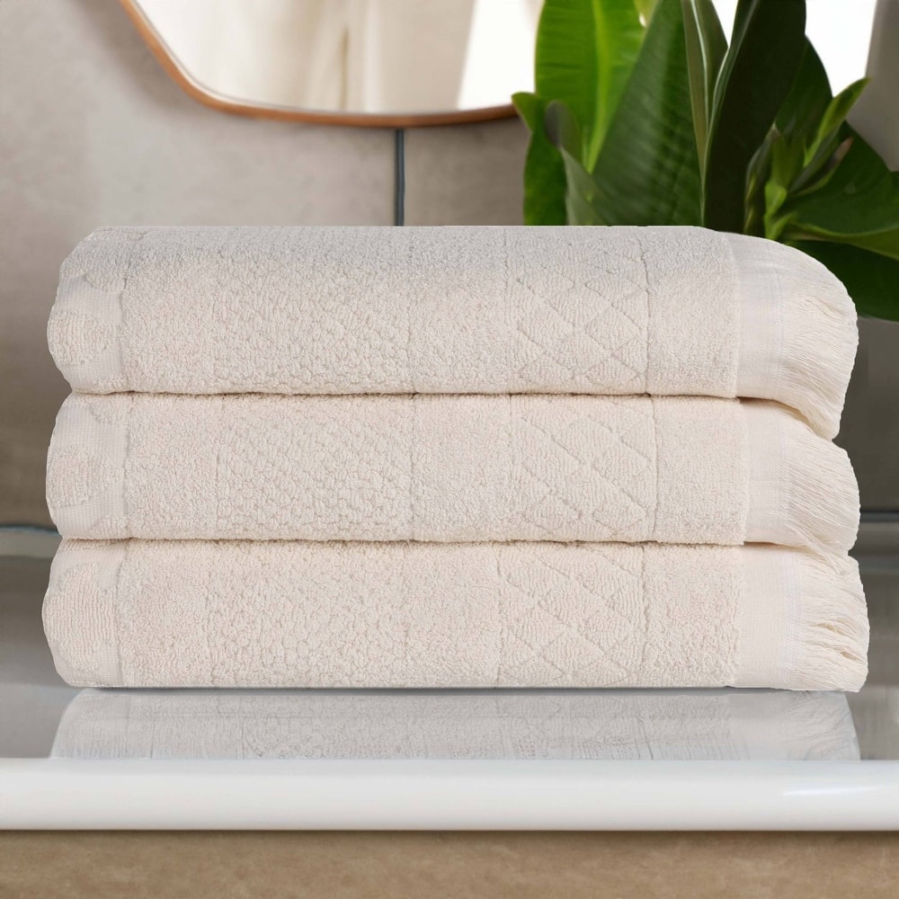Superior Rolla Cotton Geometric Jacquard Plush Soft Bath Towel Set of 3
