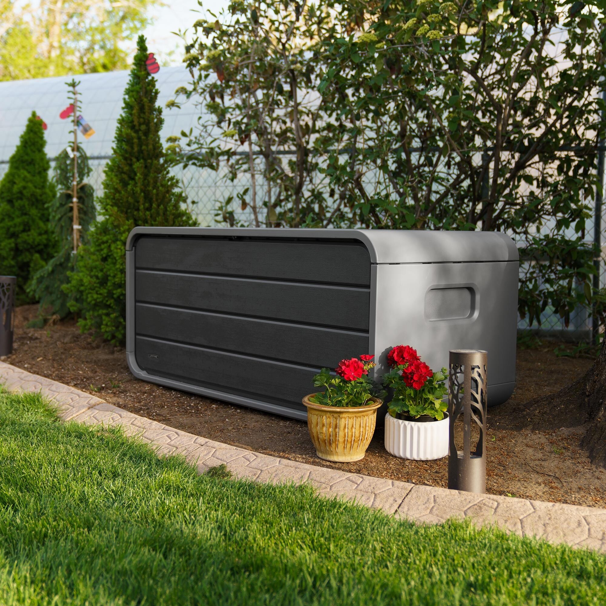 Lifetime Modern Deck Box, 136 Gallon - On Sale - Overstock - 40749648