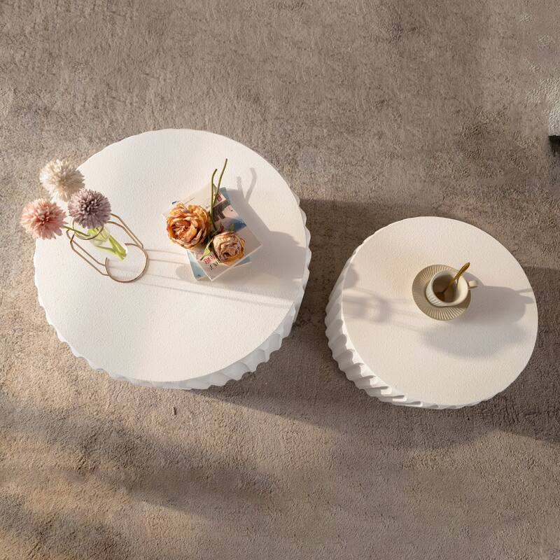 White Scalloped Round Coffee Table Set: Nesting Design, Elegant Curved-Edge Shape for Cozy Living Room Styling