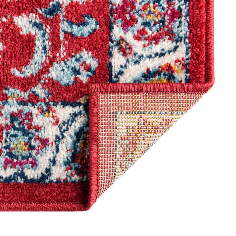 Traditional Taylor Collection Area Rug