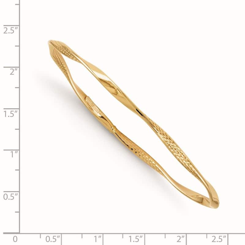Curata 14k Yellow Gold 7.5" 2.5mm Textured Twisted Slip on Bangle Bracelet