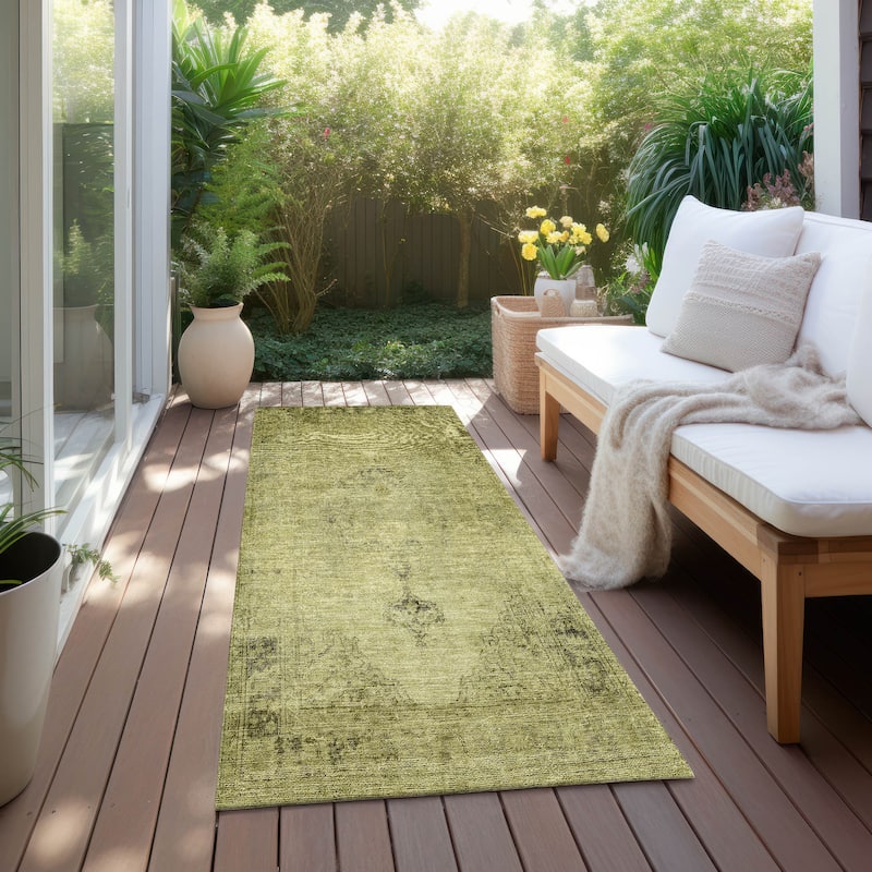 Machine Washable Indoor/ Outdoor Chantille Traditional Vintage Rug