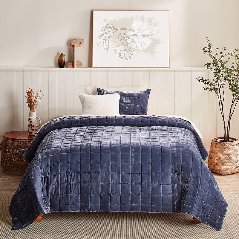 Splendid Maddie Soft Velvet Feel 3-Piece Quilt Set - Twin - Navy