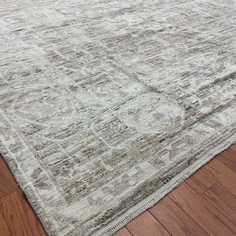HERAT ORIENTAL Handmade Vegetable Dyed Oushak Wool Rug - 8'3" x 9'6"