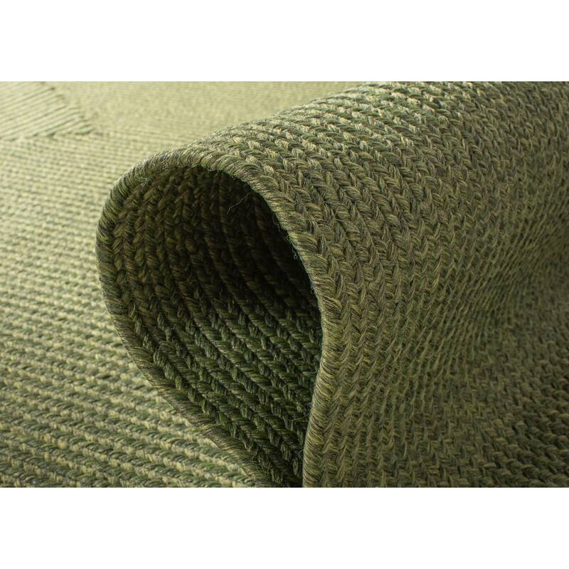 SAFAVIEH Handmade Braided Country Casual Lavada Rug