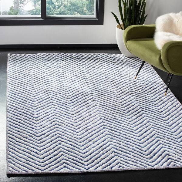 Shop Safavieh Handmade Soho Zahariea Chevron N Z Wool Rug Overstock 10215163