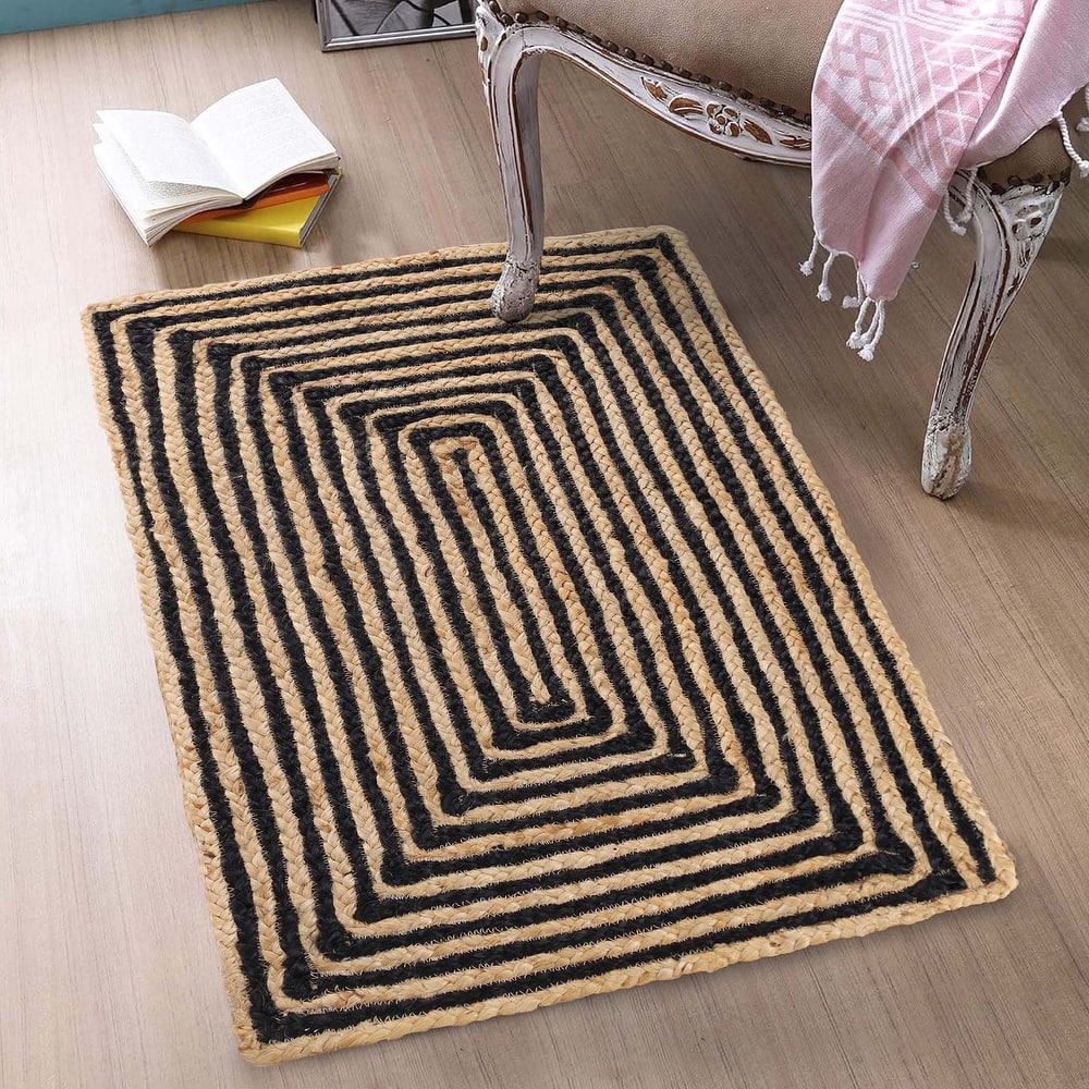 Superior Braided Jute Reversible Indoor/Outdoor Area Rug