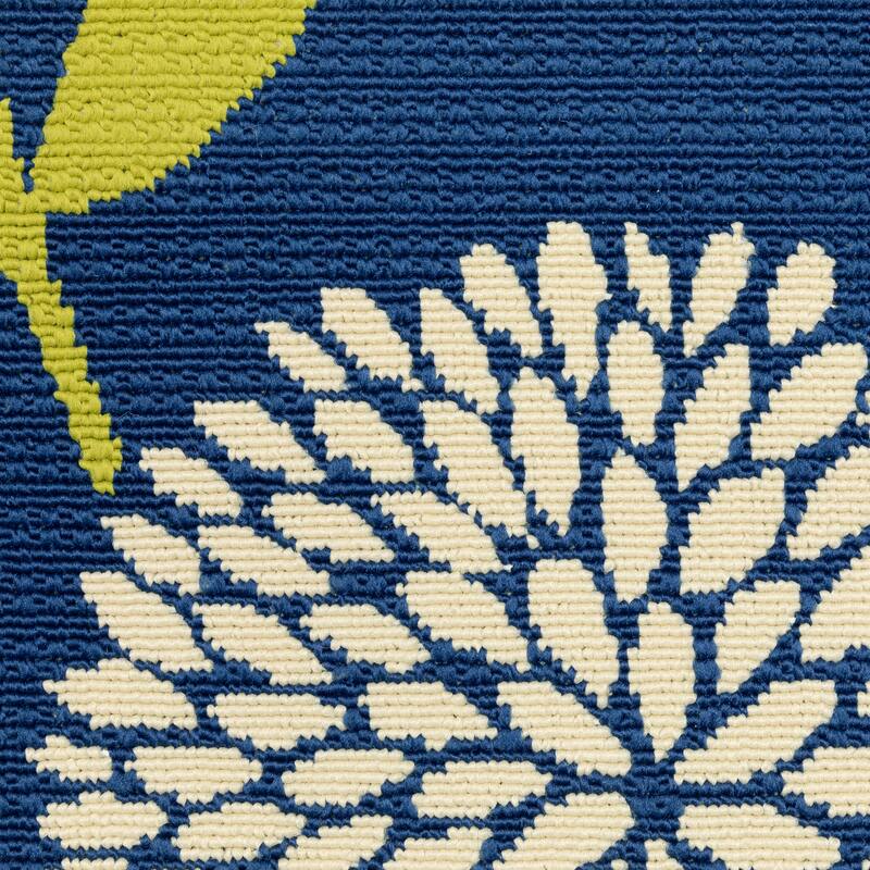 Catalina Chrysanthemum Floral Indoor/ Outdoor Rug