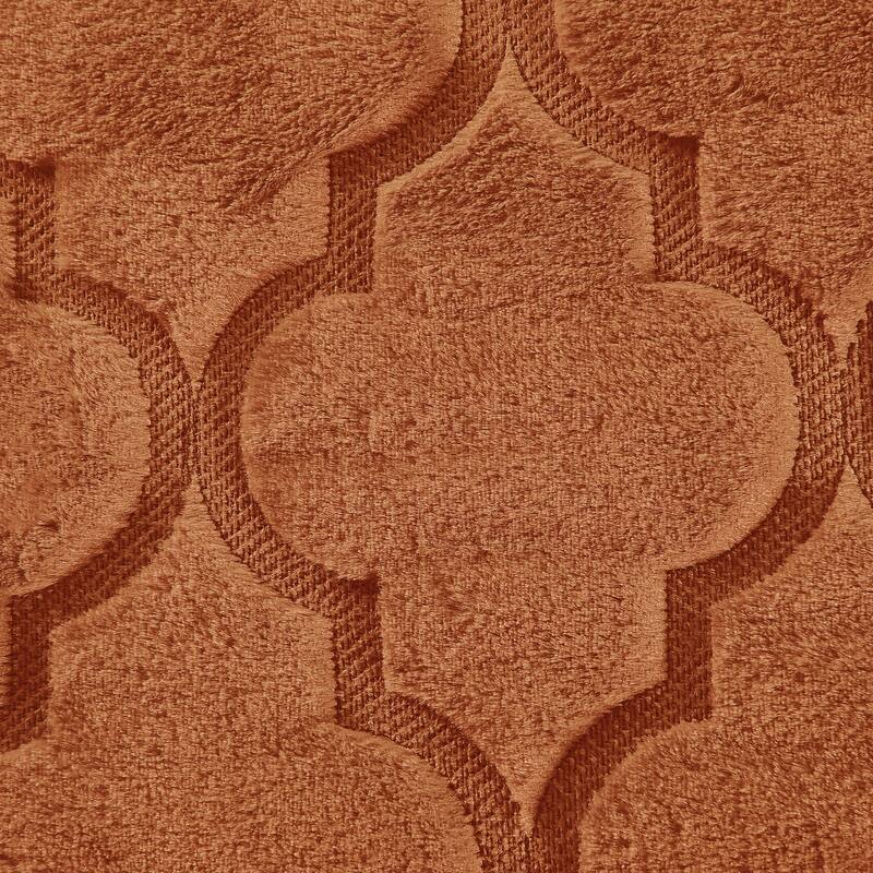 FauxFur Moroccan Design 7-piece Embroidered Quilt Set