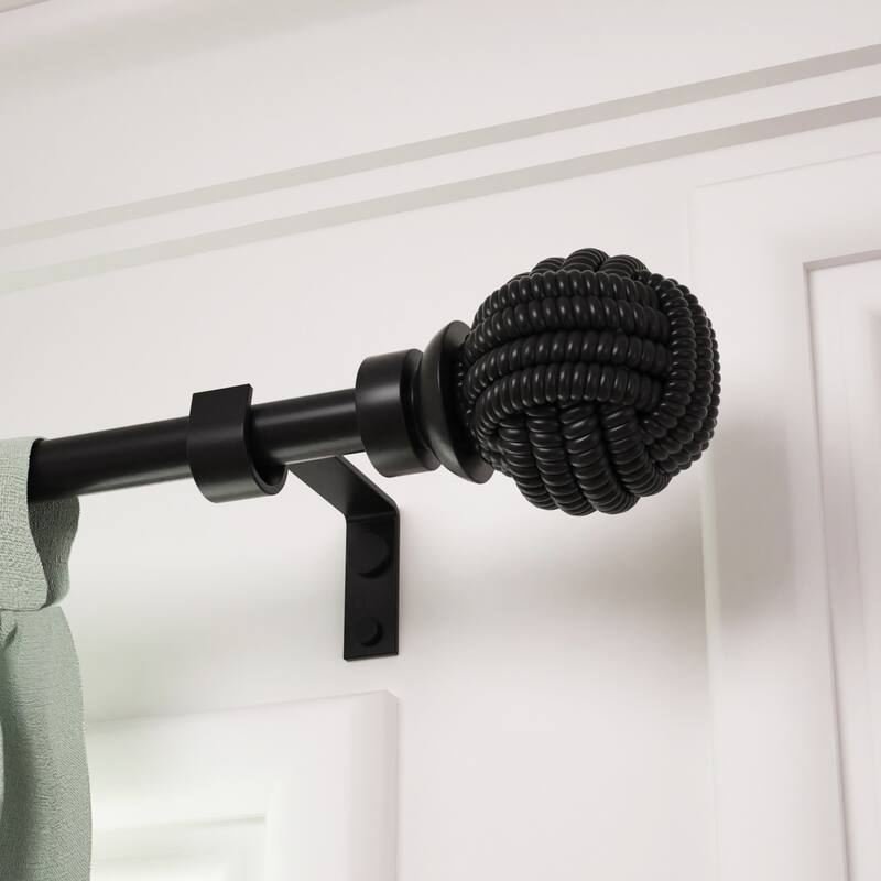 Watie Adjustable Black Single Curtain Rod with Final Set for Window