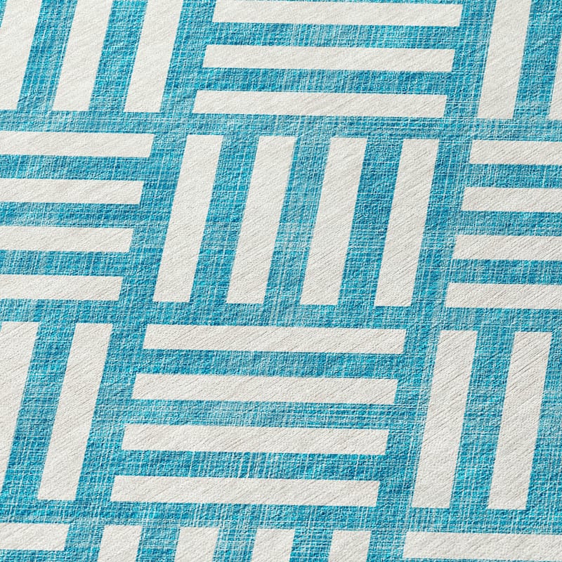HomeRoots Geometric Transitional Rectangle Outdoor Rug