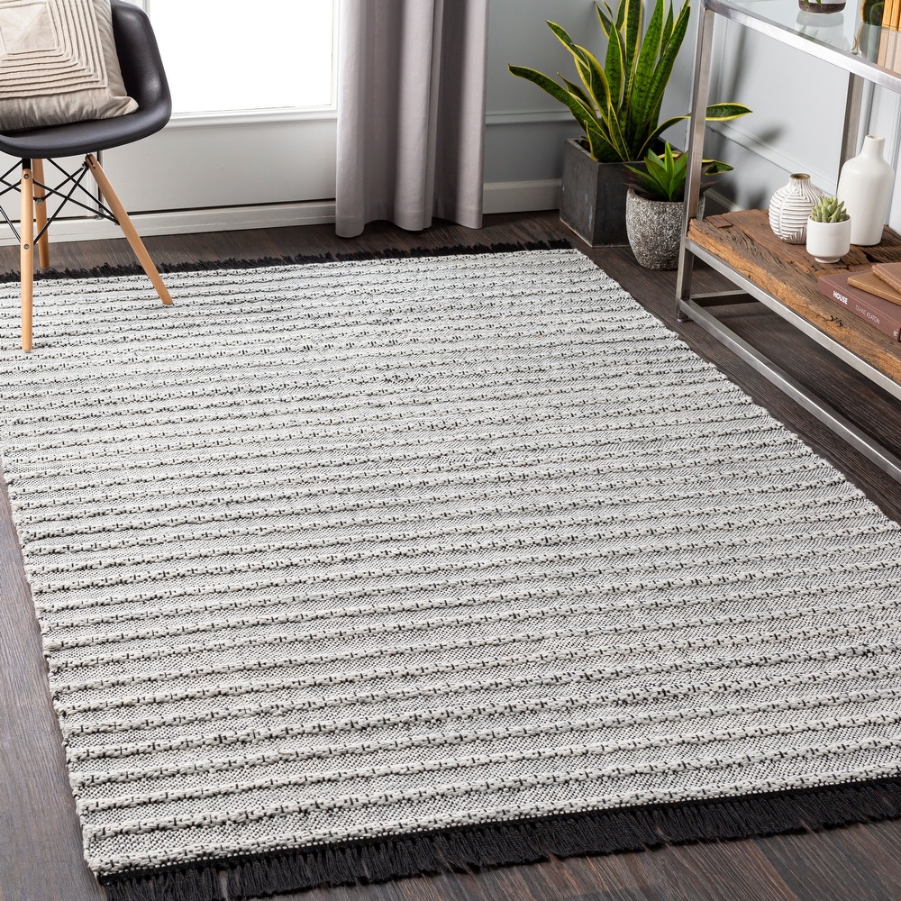 Brockport Farmhouse Outdoor Indoor 5'3 x 7'3 Area Rug 