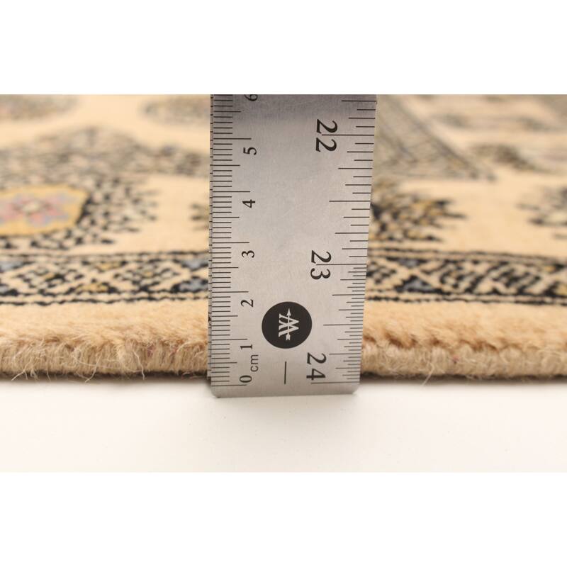 ECARPETGALLERY Hand-knotted Peshawar Bokhara Beige Wool Rug - 3'1 x 5'0