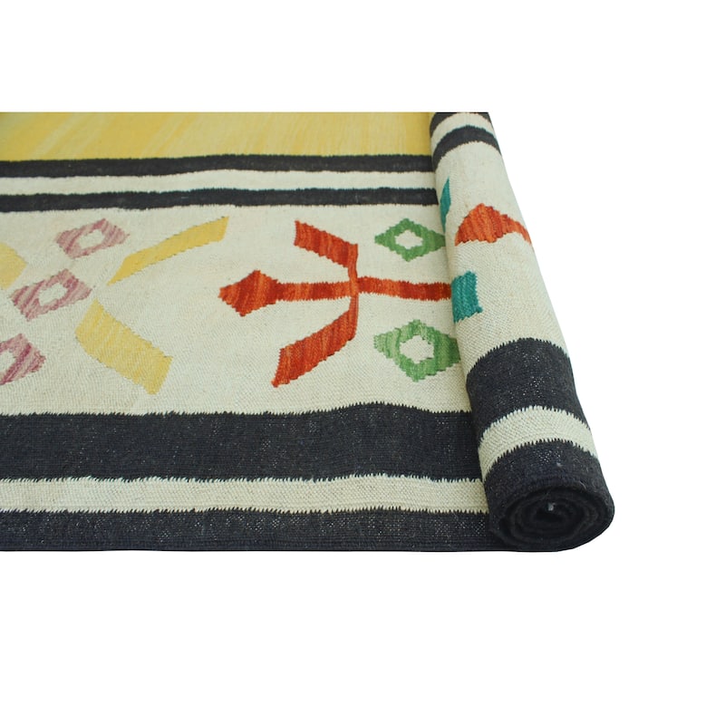 Modern Flatweave Everette Gold/Ivory Rug - 6'4" x 9'9"