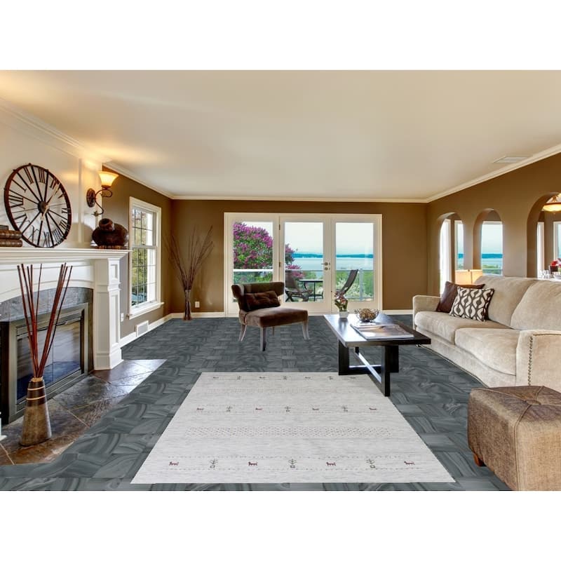 Hand Knotted Oriental 100% Wool Carpet Tribal Animal Pictorial Beige & Ivories Gabbeh Area Rug - 7' 10'' X 5' 2''