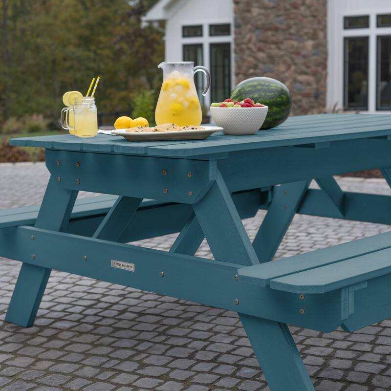 HIGHWOOD Eco-friendly Picnic Table