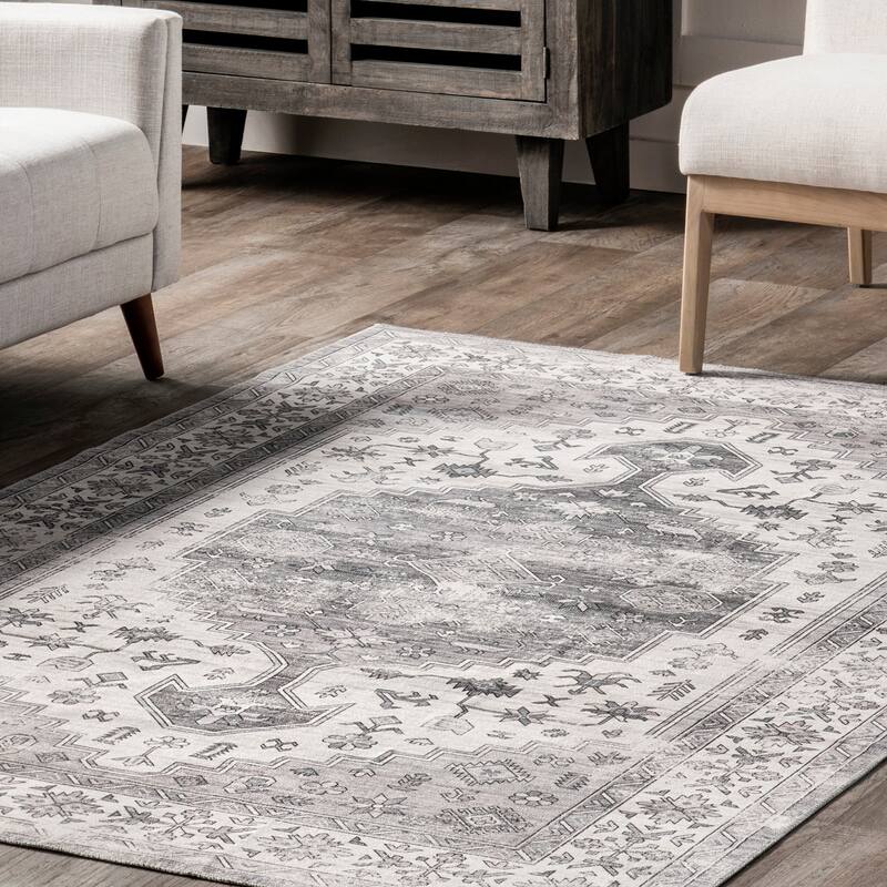 Nuloom Astra SplashGuard Traditional Machine Washable Area Rug