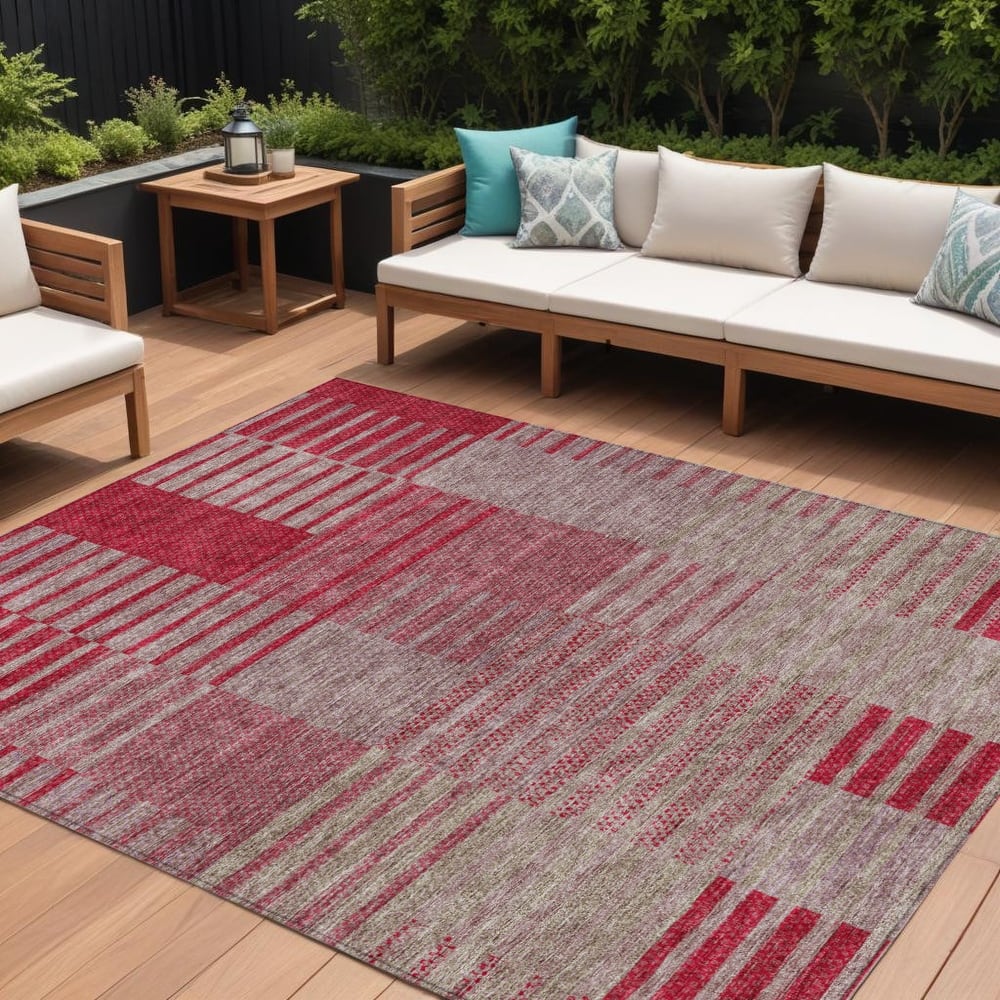 HomeRoots Striped Modern Rectangle Outdoor Rug