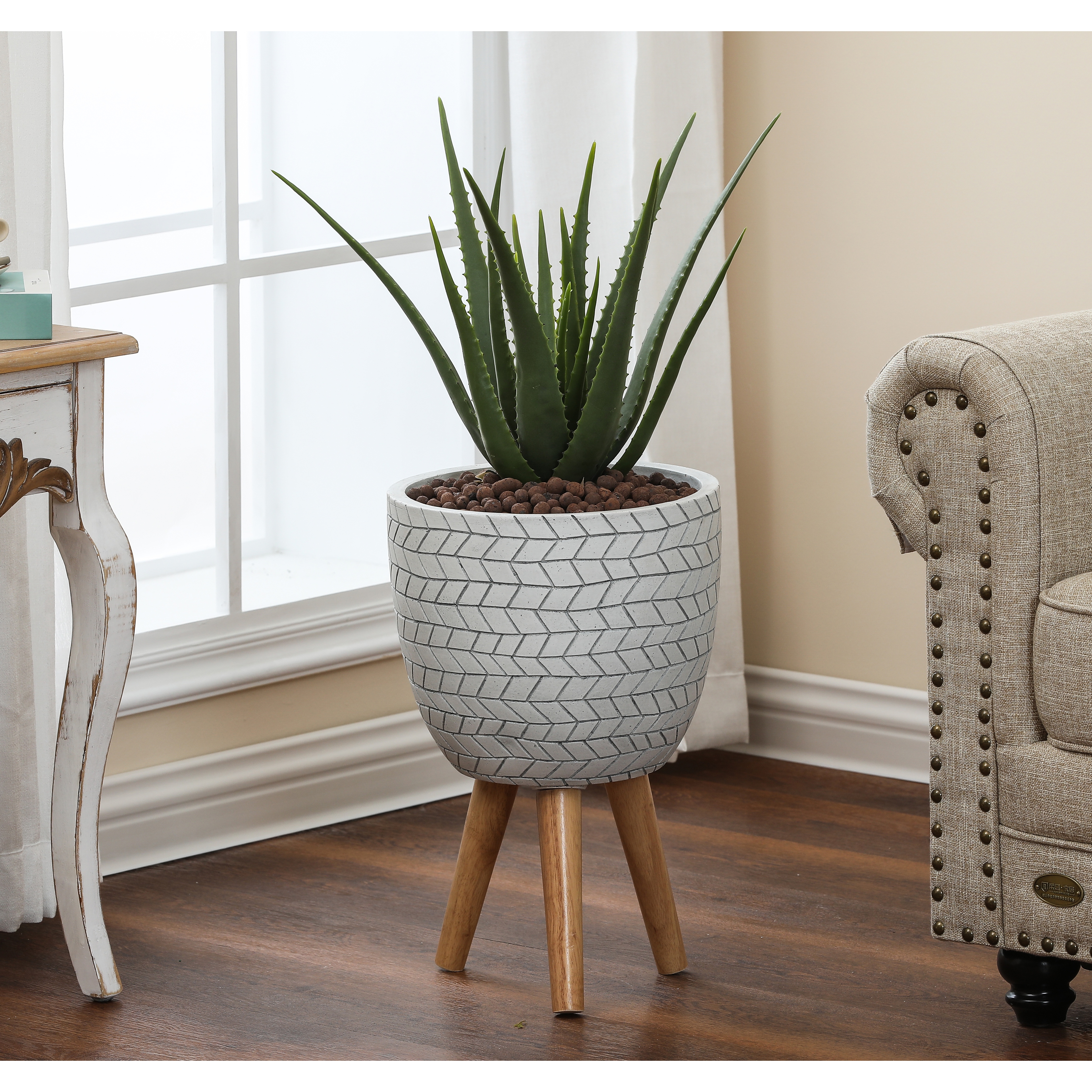 Cube Design White Round MgO Planter with Wood Legs