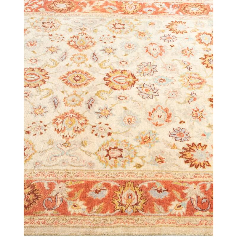 Overton Handknotted Wool Traditional Oriental Ivory Area Rug - 4' x 6'