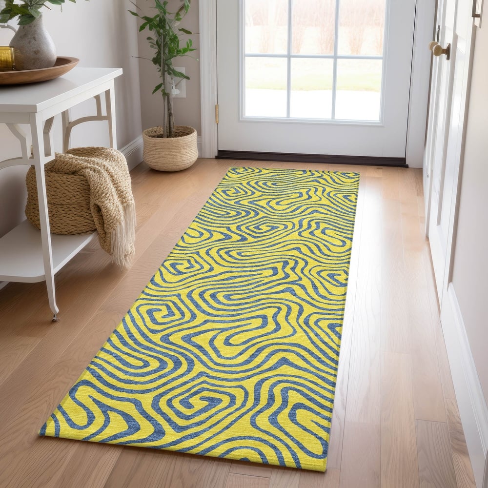 Machine Washable Indoor/ Outdoor Modern Trance Chantille Rug