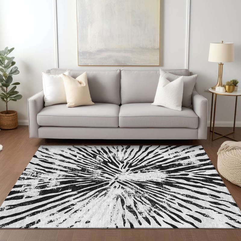 Machine Washable Indoor/ Outdoor Chantille Contemporary Burst Rug