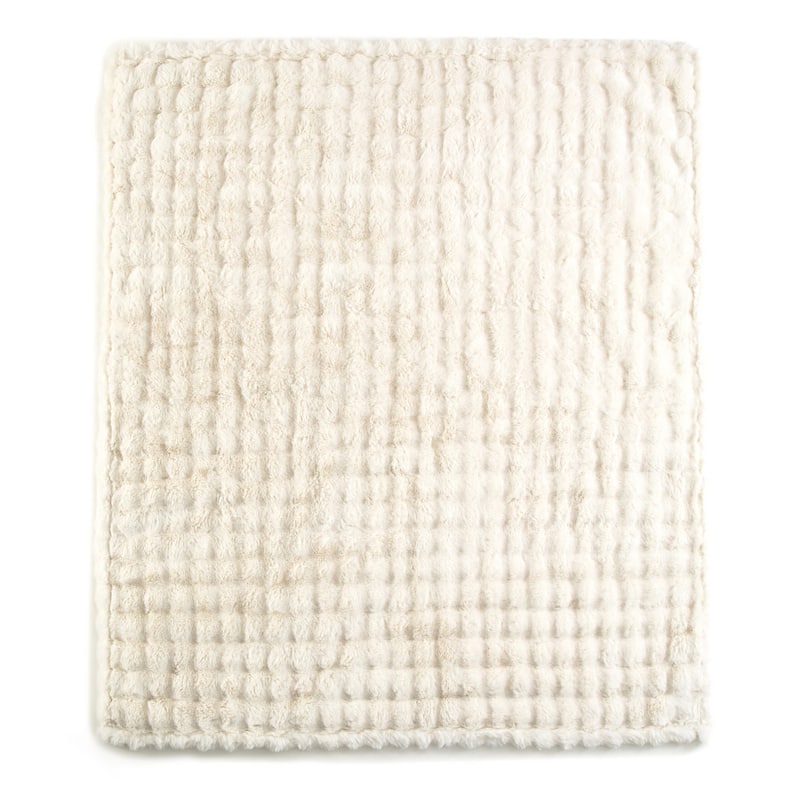 Ultra Fine Natural Cascade Faux Fur Throw Blanket - 50" x 60" - Natural
