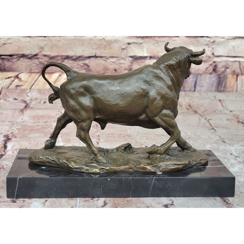Bronze Charging Imitative Bull Sculpture – Powerful Bovine Artwork On Marble Base