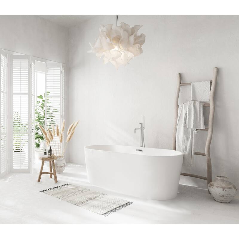 Melisande Bathtub in Glossy White