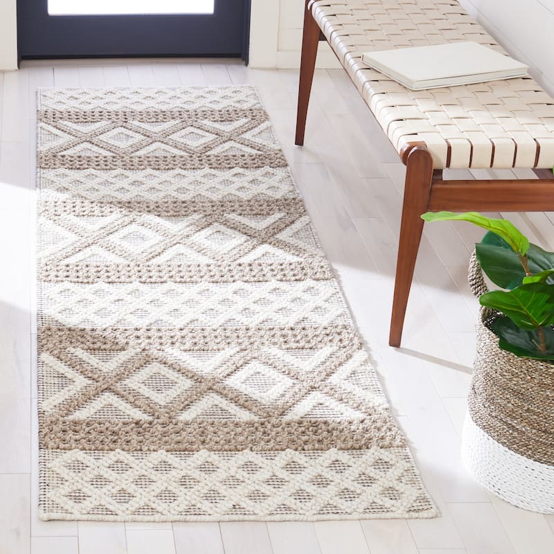 SAFAVIEH Handmade Vermont Christin Wool Rug