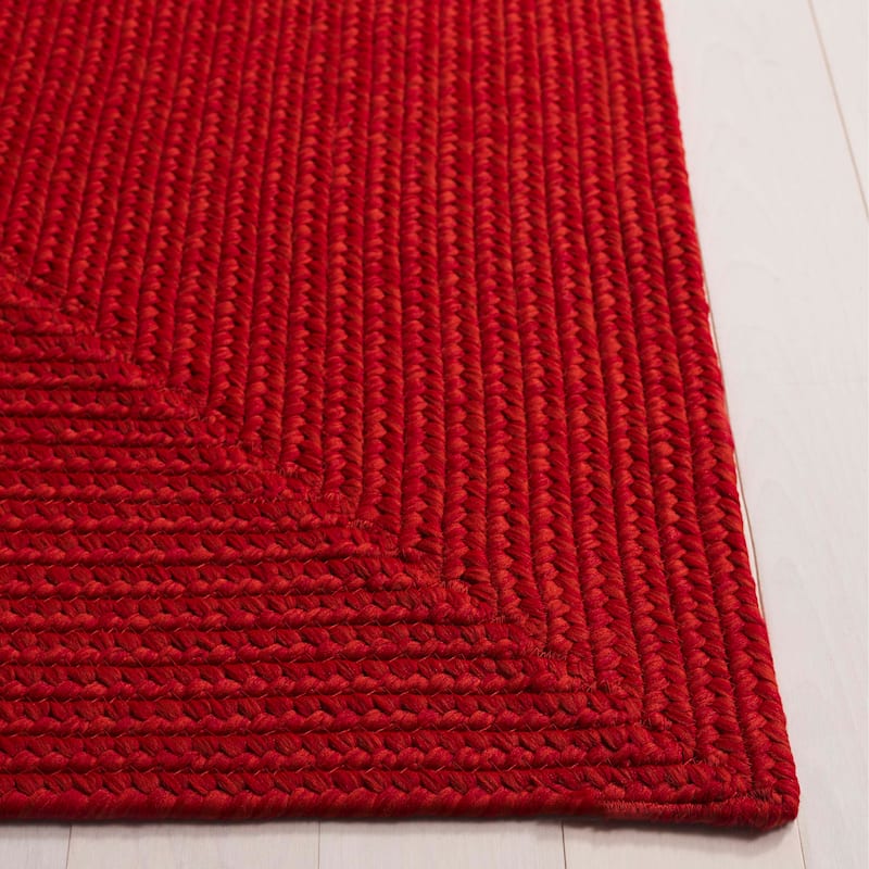SAFAVIEH Handmade Braided Cosetta Indoor/Outdoor Machine Washable Rug