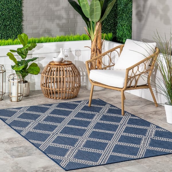Nuloom Naya Moroccan Trellis Indoor/Outdoor Area Rug. - Bed Bath ...