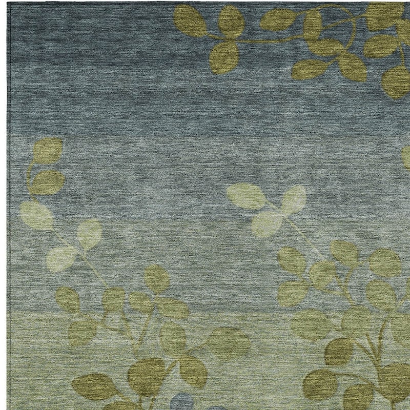 HomeRoots Floral Transitional Rectangle Outdoor Rug